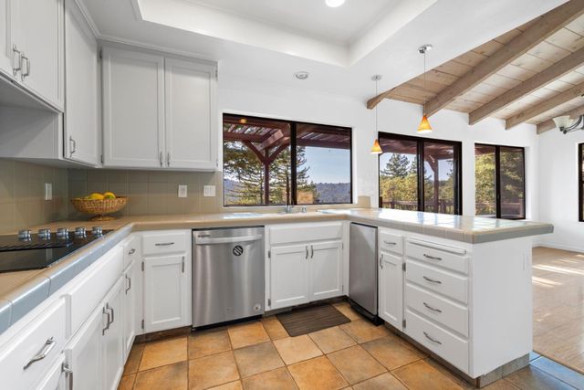 25435 Hutchinson Road, Los Gatos, CA 95033