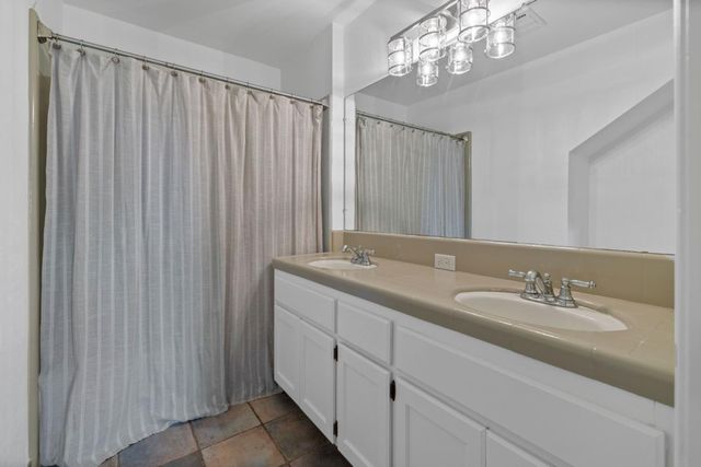 25435 Hutchinson Road, Los Gatos, CA 95033