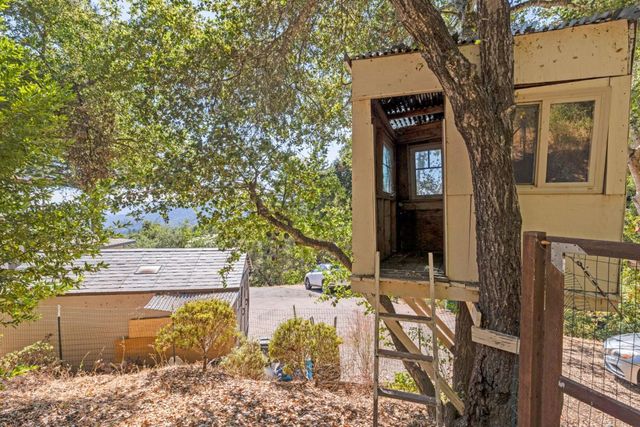 25435 Hutchinson Road, Los Gatos, CA 95033