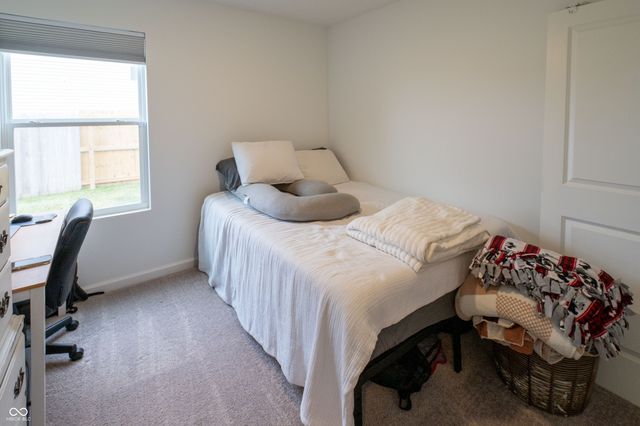 1195 Andromeda Drive, Franklin, IN 46131