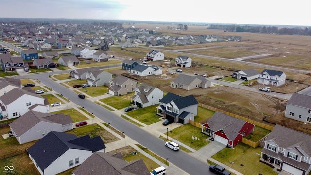 1195 Andromeda Drive, Franklin, IN 46131