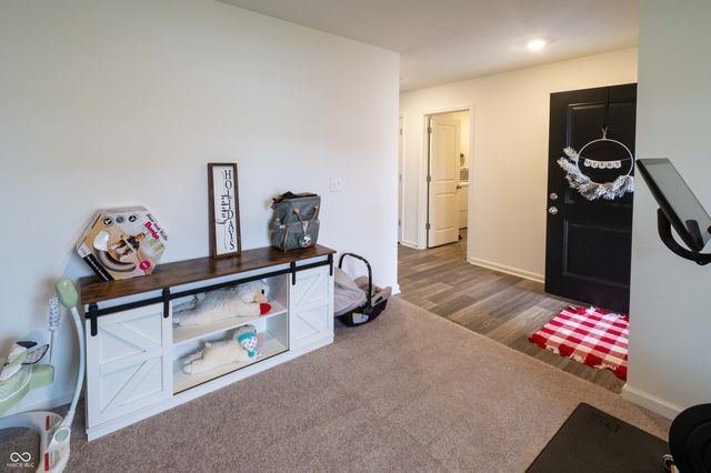 1195 Andromeda Drive, Franklin, IN 46131