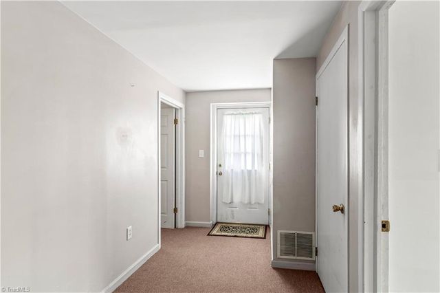 415 S Poplar Street, Winston-salem, NC 27101