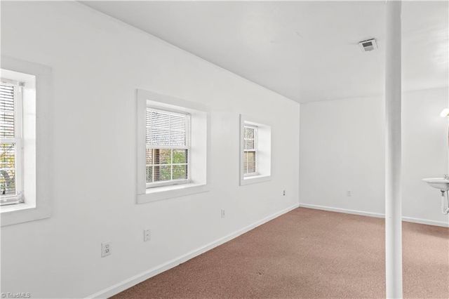 415 S Poplar Street, Winston-salem, NC 27101