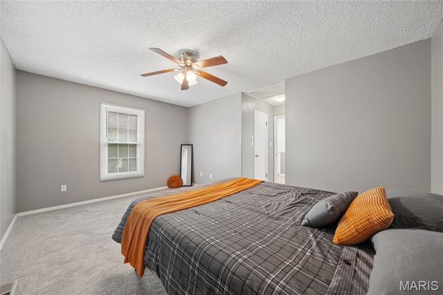 3024 Autumn Lakes Court, Maryland Heights, MO 63043