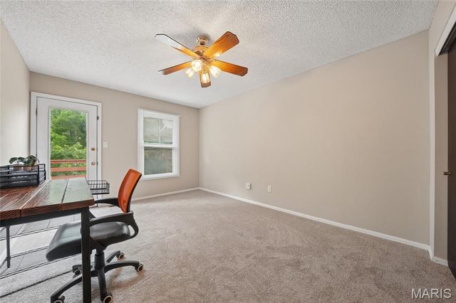 3024 Autumn Lakes Court, Maryland Heights, MO 63043