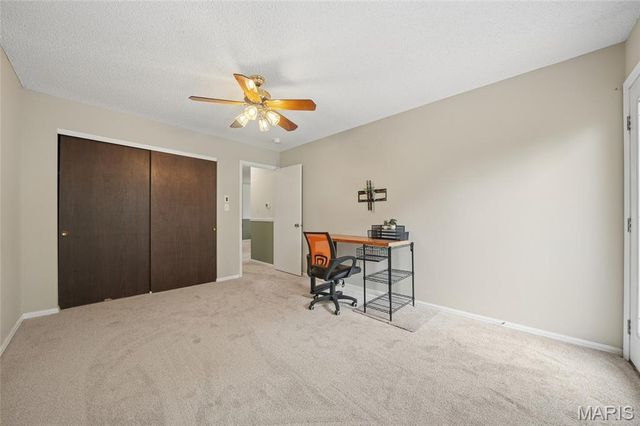 3024 Autumn Lakes Court, Maryland Heights, MO 63043