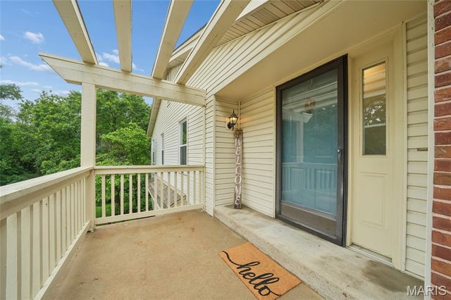 3024 Autumn Lakes Court, Maryland Heights, MO 63043