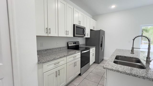 799 W COUNTRY CLUB BOULEVARD, Citrus Springs, FL 34434