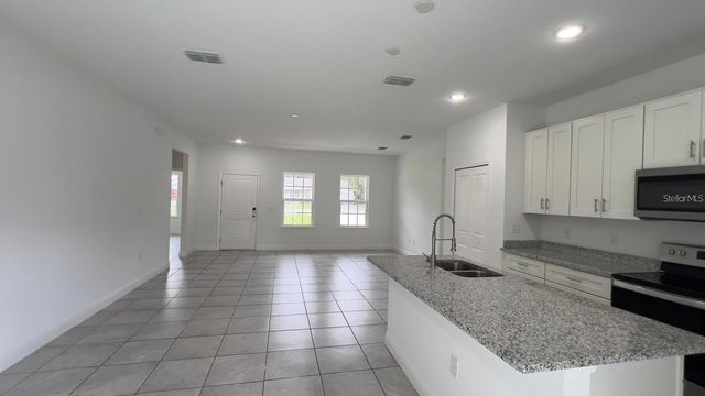 799 W COUNTRY CLUB BOULEVARD, Citrus Springs, FL 34434