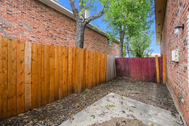 3034 Tudor Lane A, Irving, TX 75060