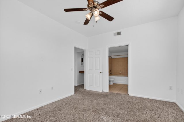 8550 TOUCHTON Road 537, Jacksonville, FL 32216