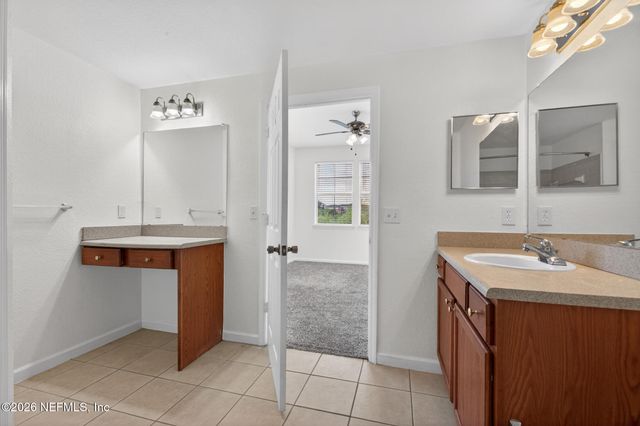 8550 TOUCHTON Road 537, Jacksonville, FL 32216