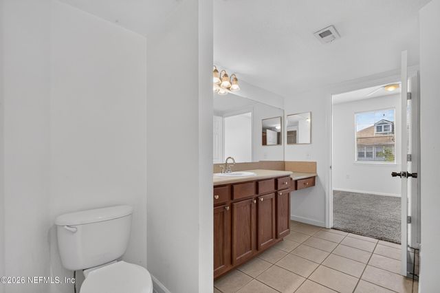8550 TOUCHTON Road 537, Jacksonville, FL 32216