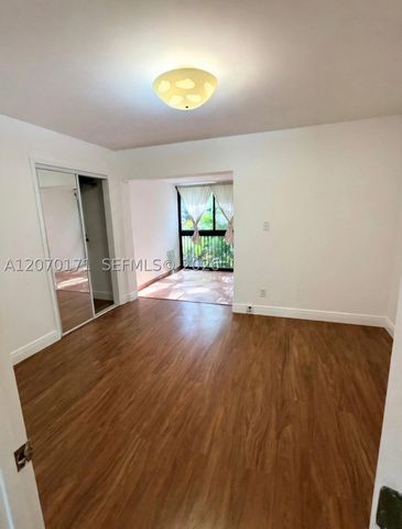 1231 SE 1st St 12, Fort Lauderdale, FL 33301