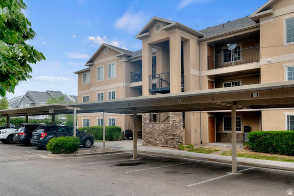 Image 17 of property listing at 3460 S 8000 W #206, Magna, UT 84044