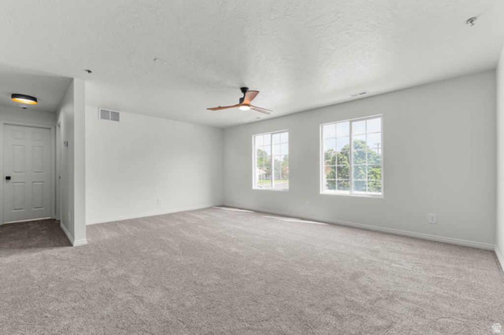 Image 7 of property listing at 3460 S 8000 W #206, Magna, UT 84044