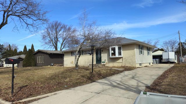 5632 S Melinda STREET, Milwaukee, WI 53221