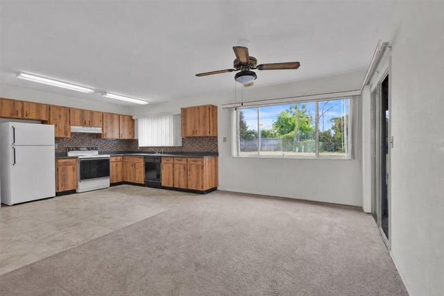 2118 SW Airoso Boulevard, Port St. Lucie, FL 34984
