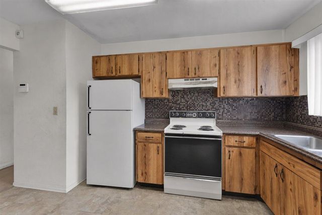 2118 SW Airoso Boulevard, Port St. Lucie, FL 34984