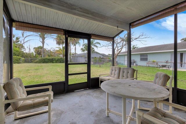 2118 SW Airoso Boulevard, Port St. Lucie, FL 34984