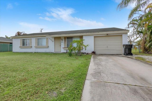 2118 SW Airoso Boulevard, Port St. Lucie, FL 34984