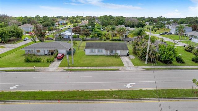 2118 SW Airoso Boulevard, Port St. Lucie, FL 34984