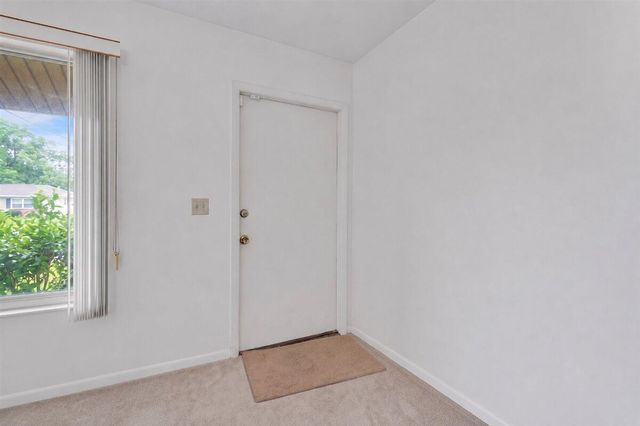 2118 SW Airoso Boulevard, Port St. Lucie, FL 34984