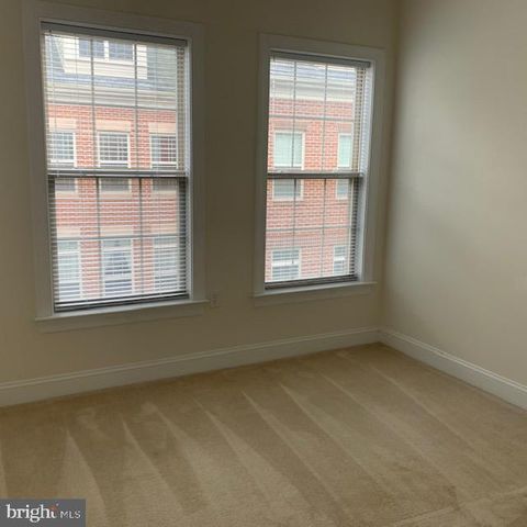 430 N THOMAS ST, Arlington, VA 22203