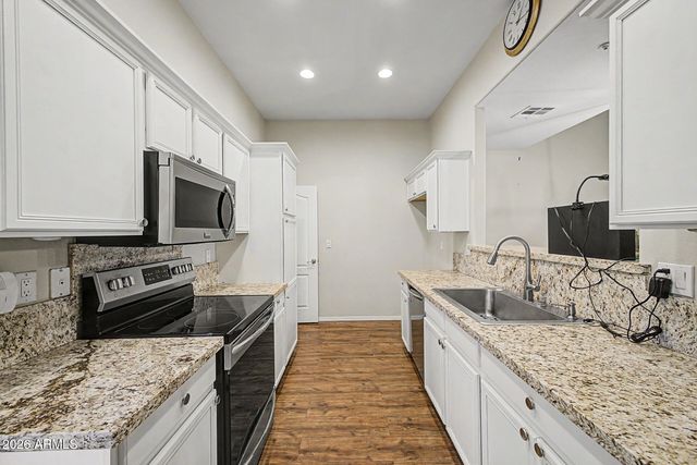 8127 W ZOE ELLA Way, Peoria, AZ 85382