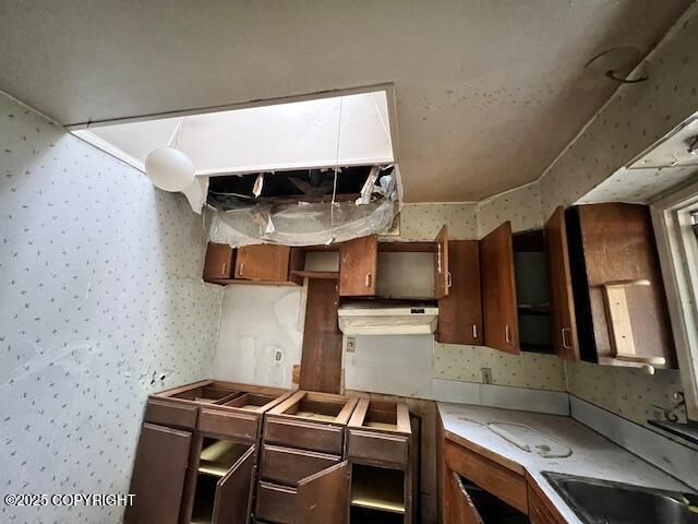 1725 Skilak Circle, Anchorage, AK 99504
