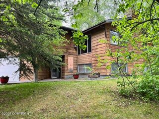 1725 Skilak Circle, Anchorage, AK 99504