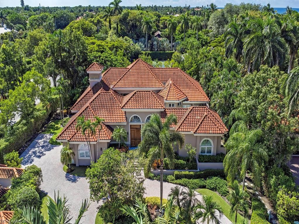 2080 Gordon DR, NAPLES, FL 34102 — exterior