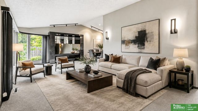 12614 Harney Circle, Omaha, NE 68154