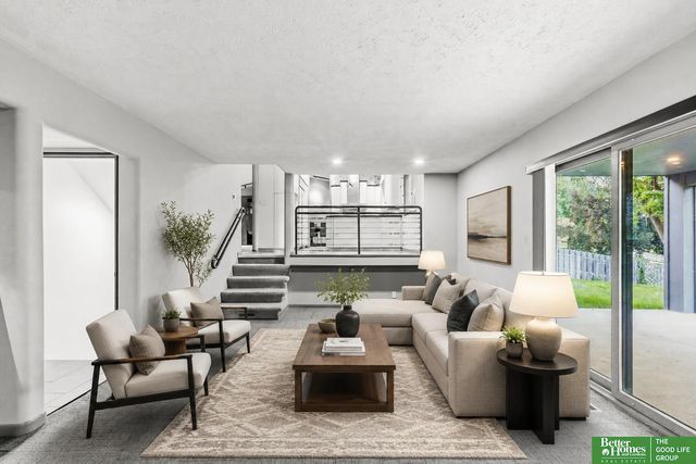 12614 Harney Circle, Omaha, NE 68154