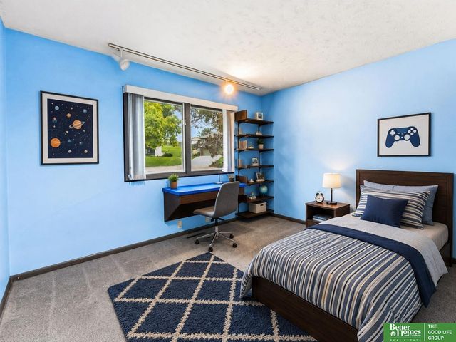 12614 Harney Circle, Omaha, NE 68154