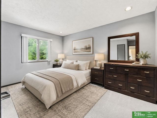 12614 Harney Circle, Omaha, NE 68154