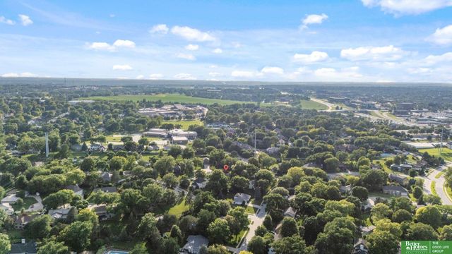 12614 Harney Circle, Omaha, NE 68154