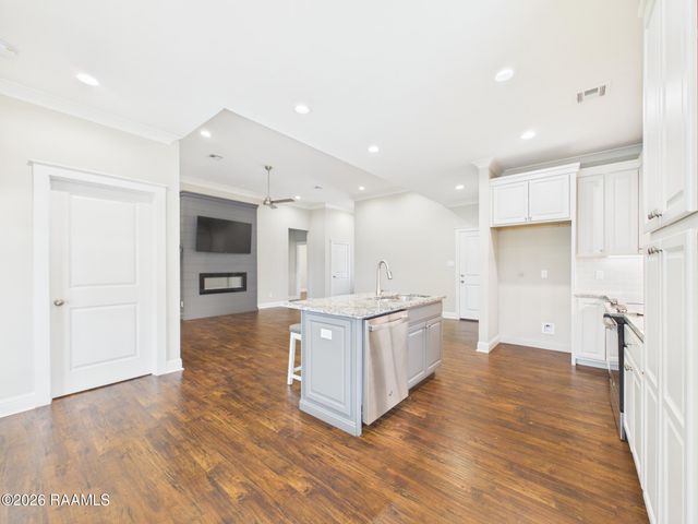 110 Scarlet Oak Drive, Carencro, LA 70520