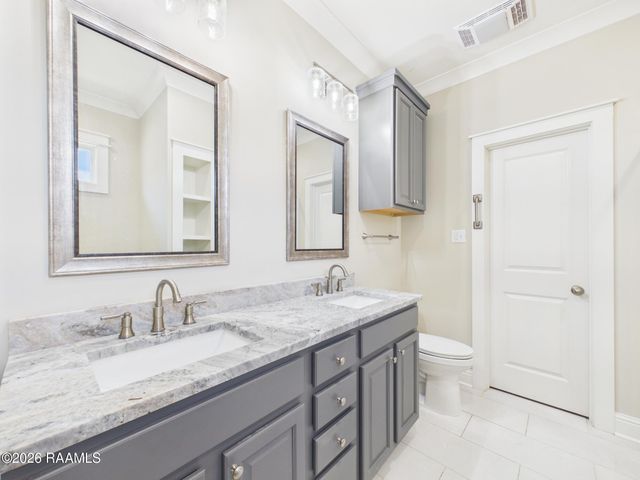 110 Scarlet Oak Drive, Carencro, LA 70520