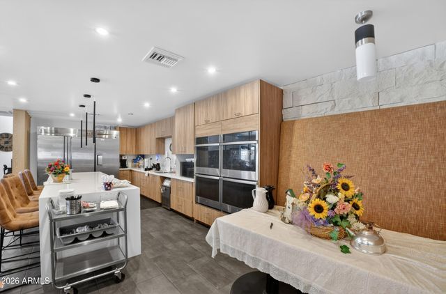 3300 E BROADWAY Road 99, Mesa, AZ 85204