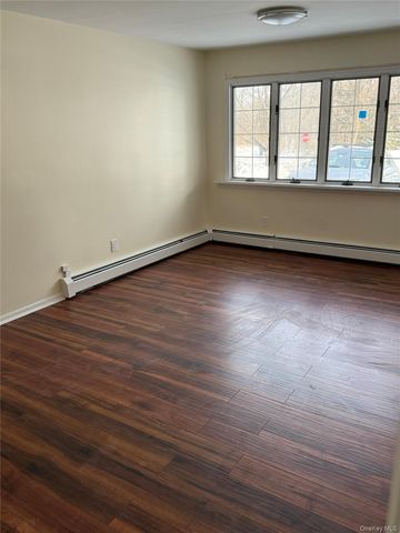 1 Concord Drive, Monsey, NY 10952