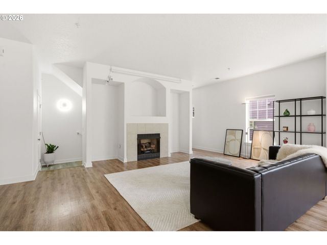 11225 Se CAUSEY Cir, Happy Valley, OR 97086