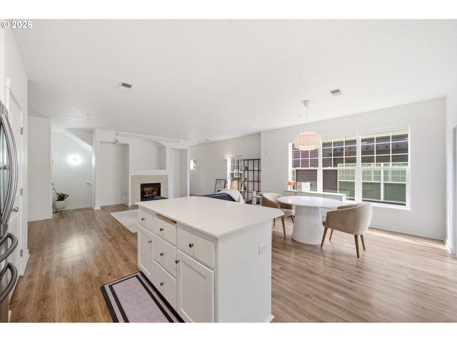 11225 Se CAUSEY Cir, Happy Valley, OR 97086