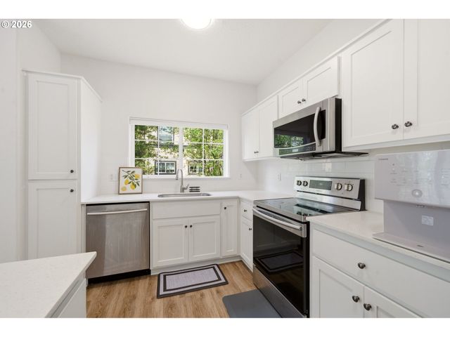 11225 Se CAUSEY Cir, Happy Valley, OR 97086