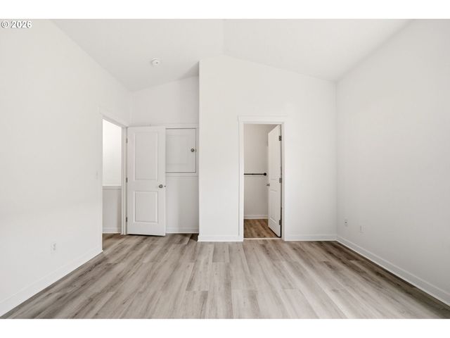 11225 Se CAUSEY Cir, Happy Valley, OR 97086