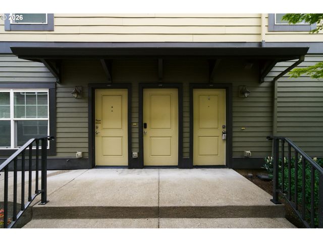 11225 Se CAUSEY Cir, Happy Valley, OR 97086