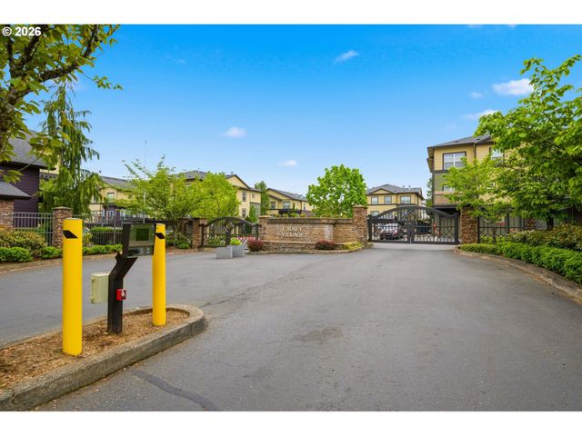11225 Se CAUSEY Cir, Happy Valley, OR 97086