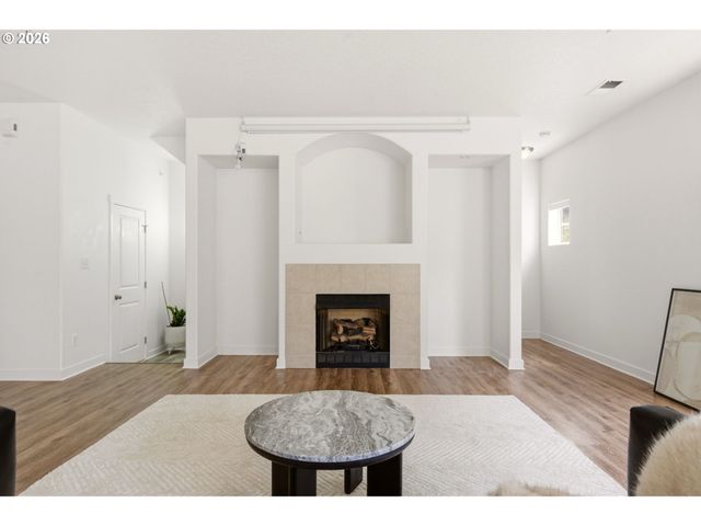 11225 Se CAUSEY Cir, Happy Valley, OR 97086