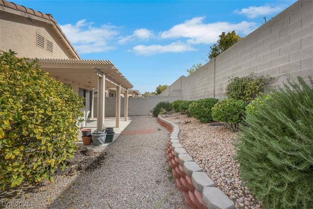 9671 Giddings Avenue, Las Vegas, NV 89148